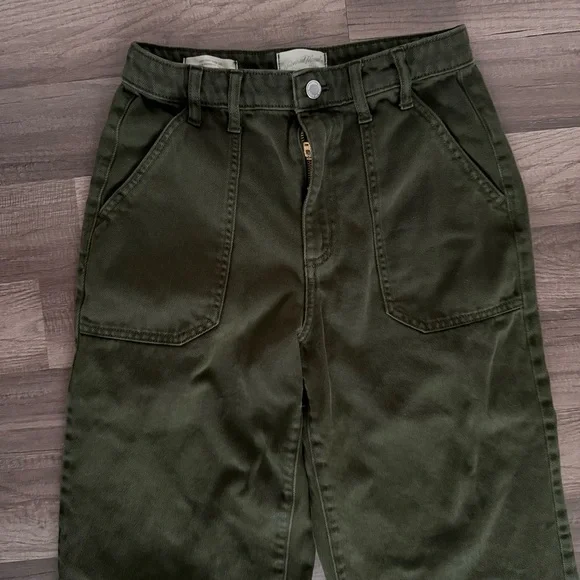Universal Thread Olive Green Women Jeans - Picture 3 of 15